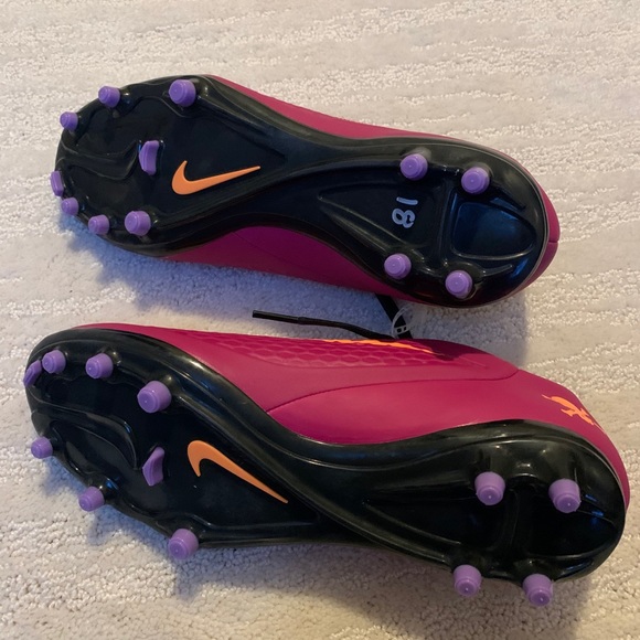 Nike HYPERVENOM - Picture 6 of 7